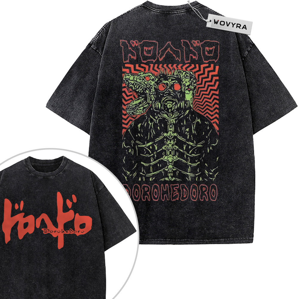 Dorohedoro Caiman Red Maze 2-Sided Vintage T-Shirt with a green reptilian portrait framed by red maze-like lines