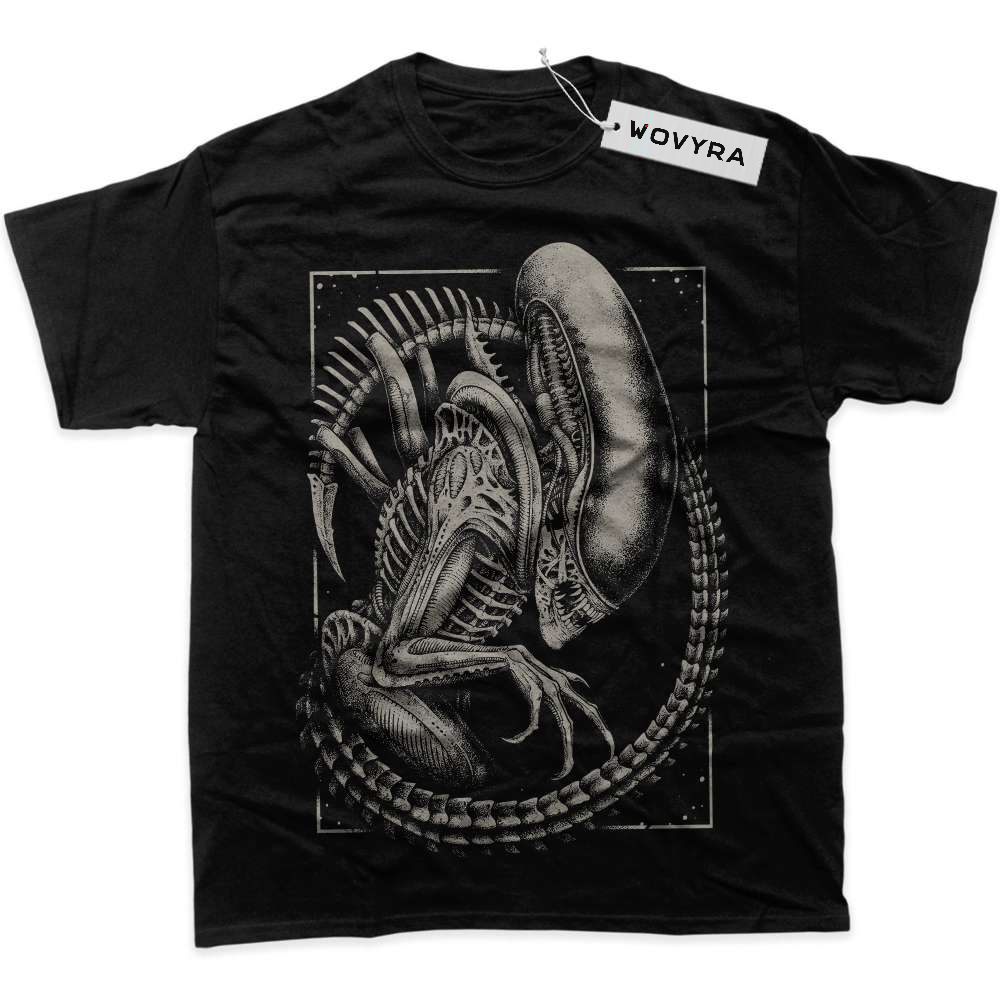 Black WOVYRA Xenomorph Curled Skeleton Classic Tee