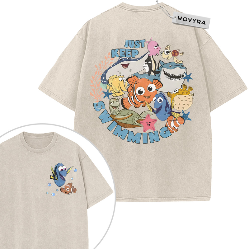 2-sided vintage T-shirt featuring Nemo and other sea characters in a circular underwater composition
