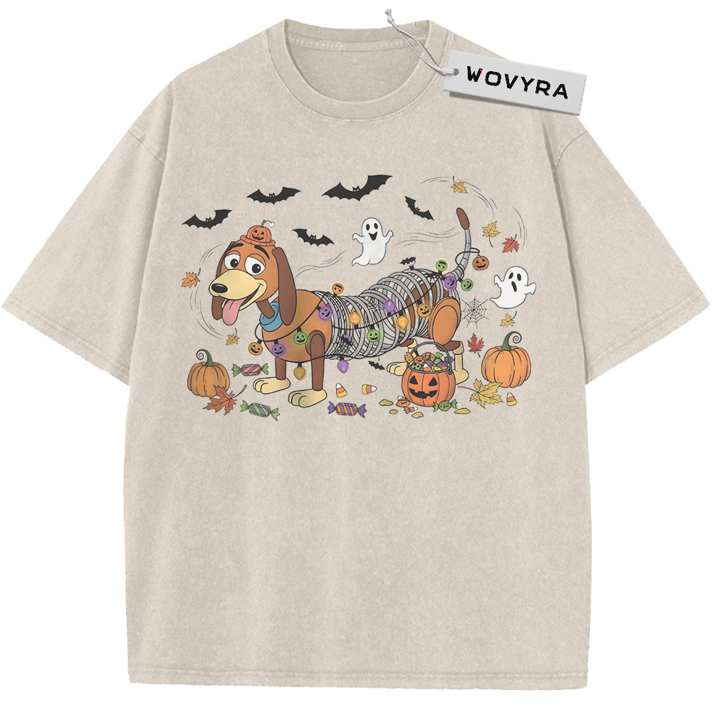 Toy Story Slinky Dog Halloween Garland Vintage T-Shirt with a Slinky Dog illustration with pumpkins, bats and tiny ghosts
